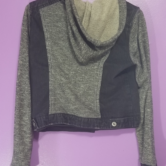 Maurice's Jacket - Picture 3 of 3